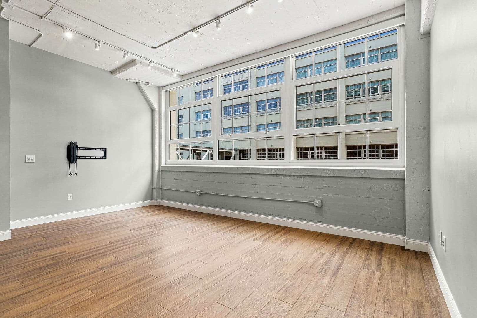 Fort Worth Condo: 2600 W 7th Street