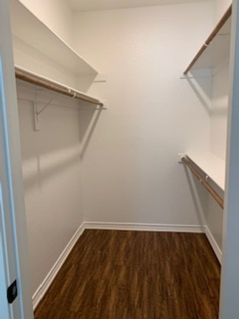Fort Worth House: 2816 W Biddison Street