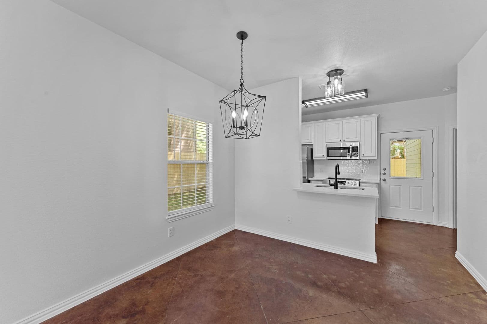 Fort Worth House: 2809 Wayside Dr