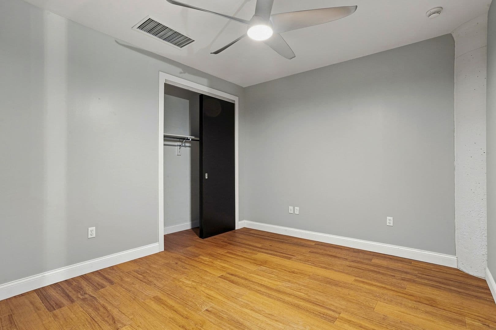 Fort Worth Condo: 2600 W 7th Street