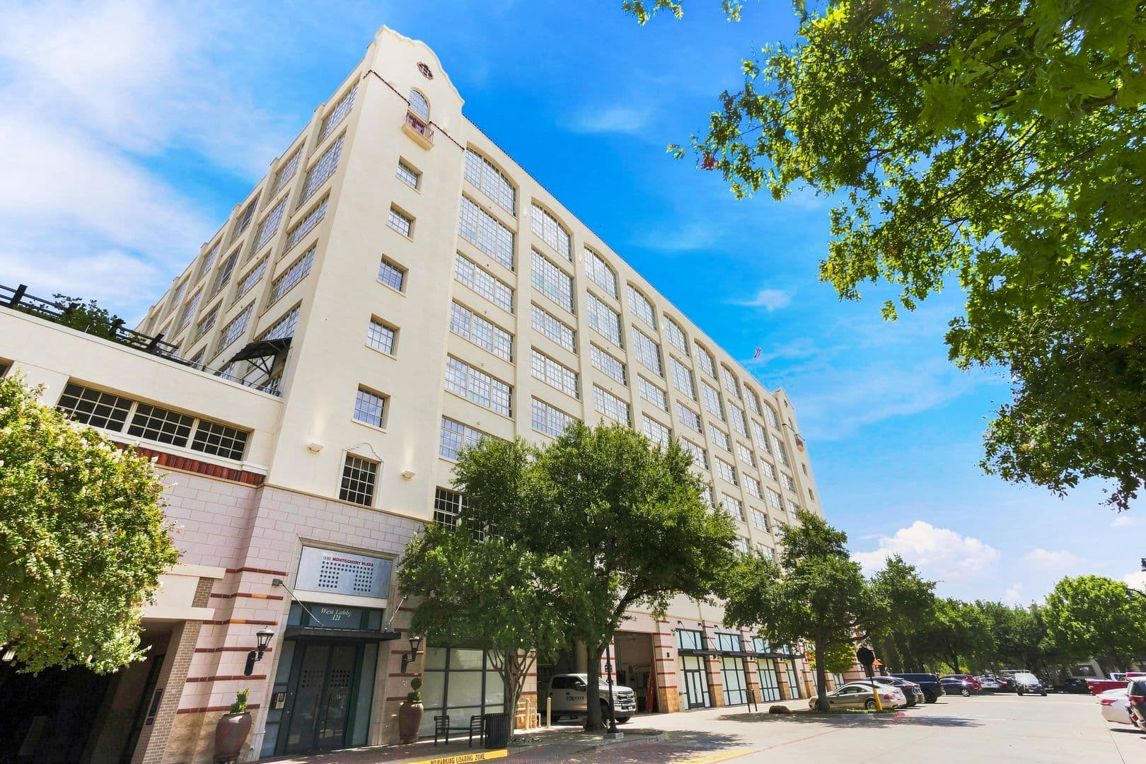 Fort Worth Condo: 2600 W 7th Street