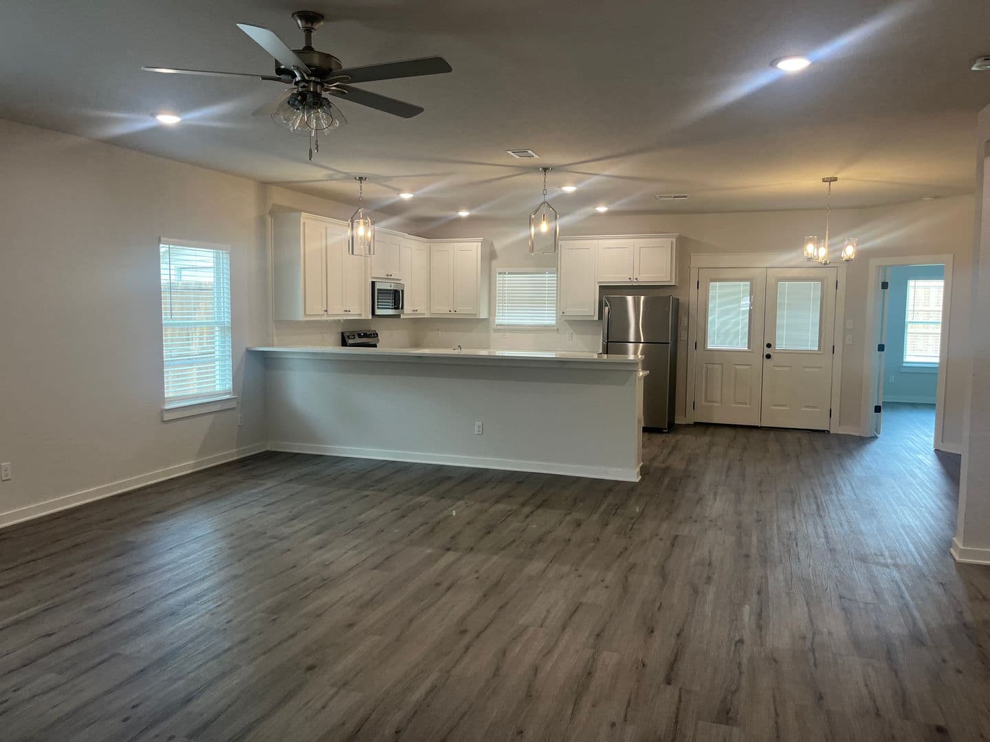 Fort Worth House: 2853 S Hills Ave