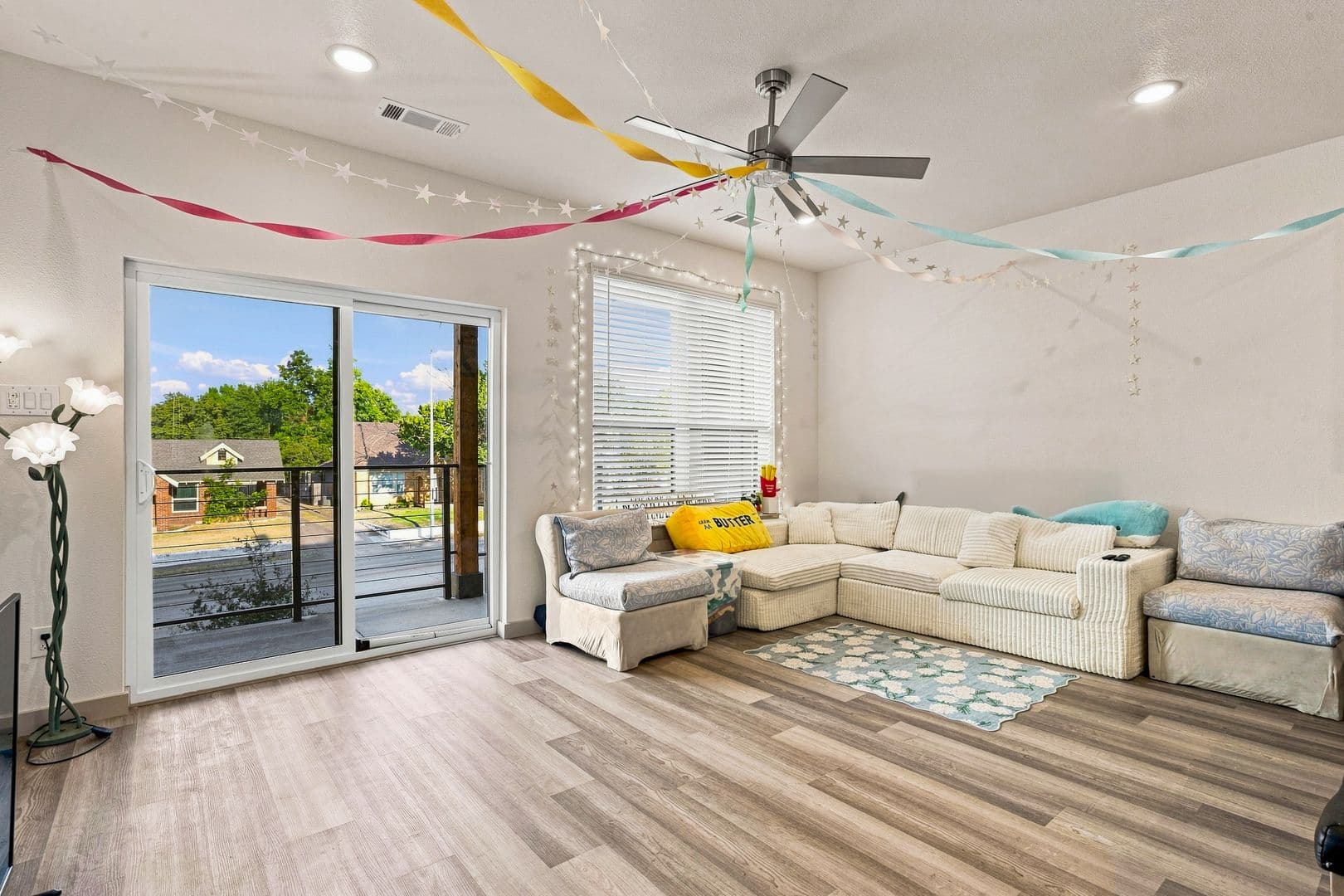 Fort Worth House: 2554 S University Drive