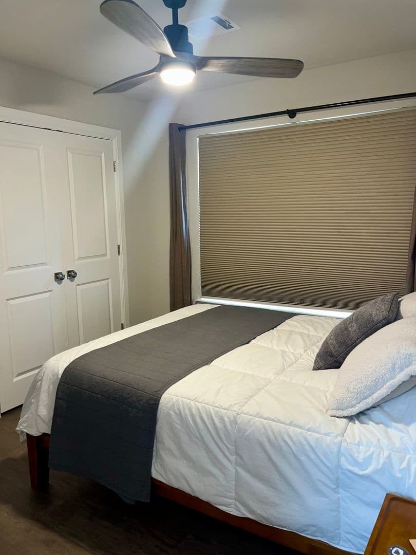 Fort Worth House: 2901 Livingston Ave