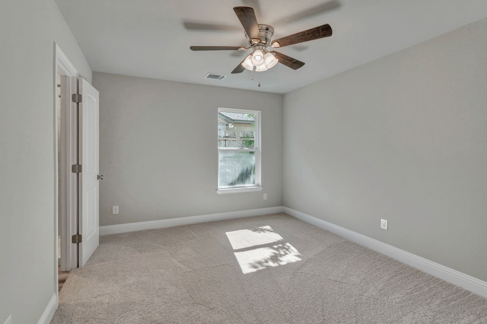 Fort Worth House: 2525 Benbrook Blvd