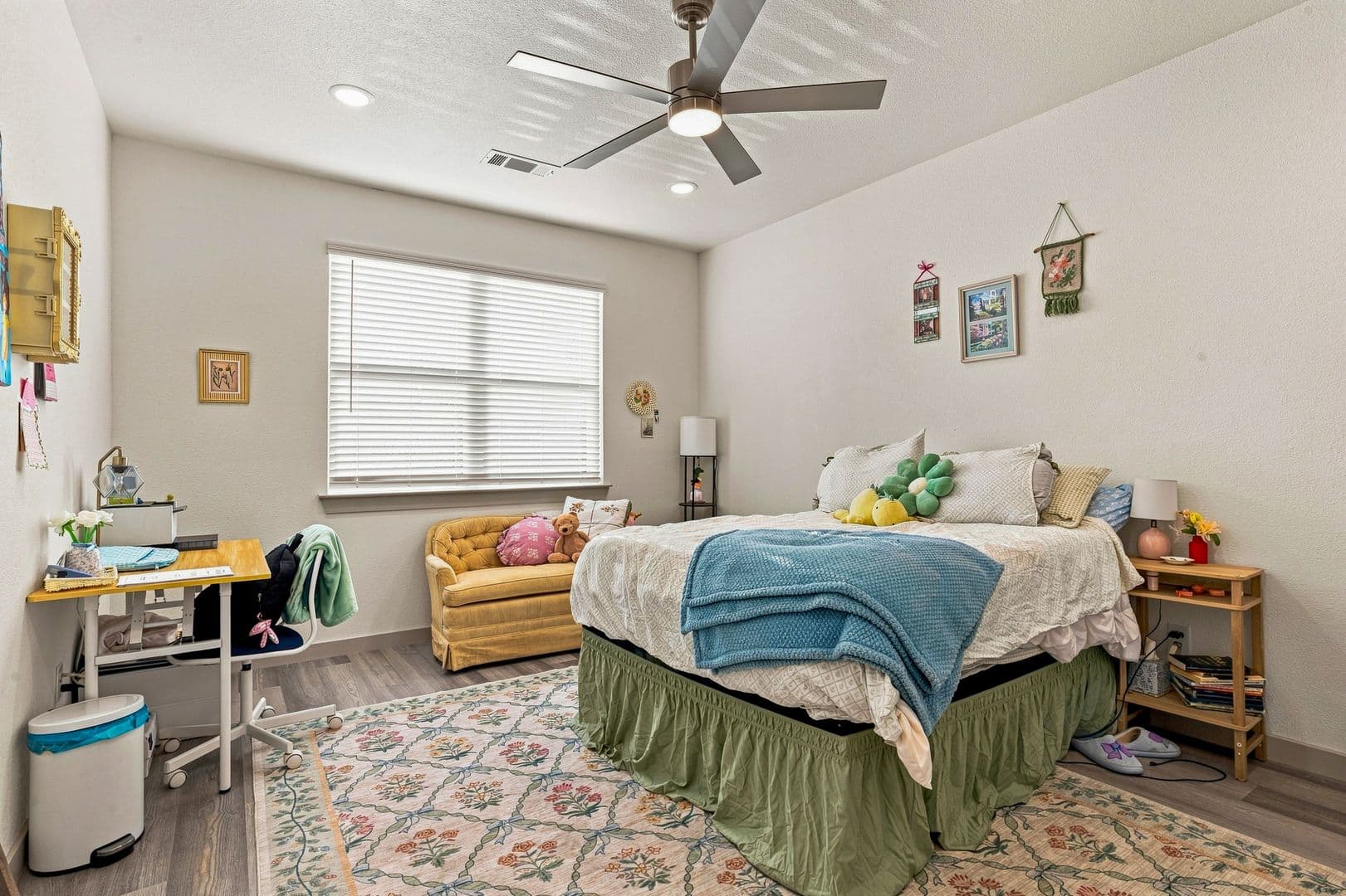 Fort Worth House: 2554 S University Drive