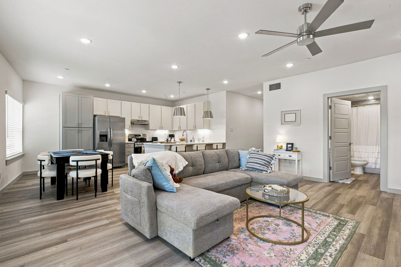 Fort Worth Condo: 3252 Mcart Ave