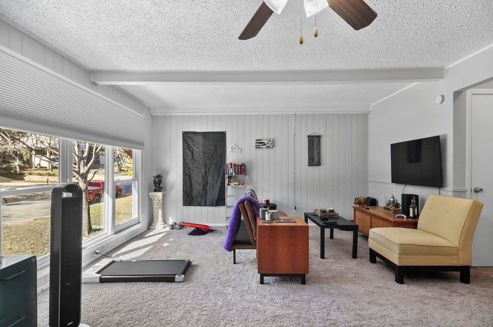 Fort Worth House: 2733 Sandage Ave
