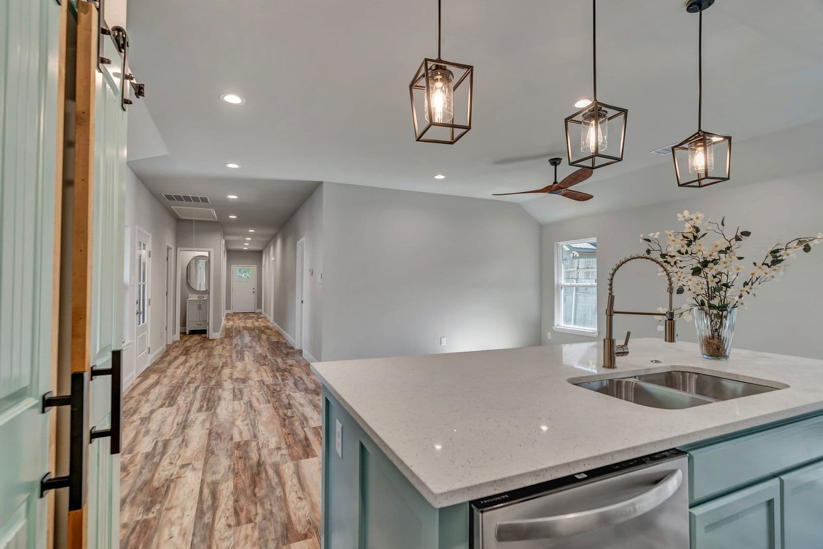 Fort Worth House: 2525 Benbrook Blvd