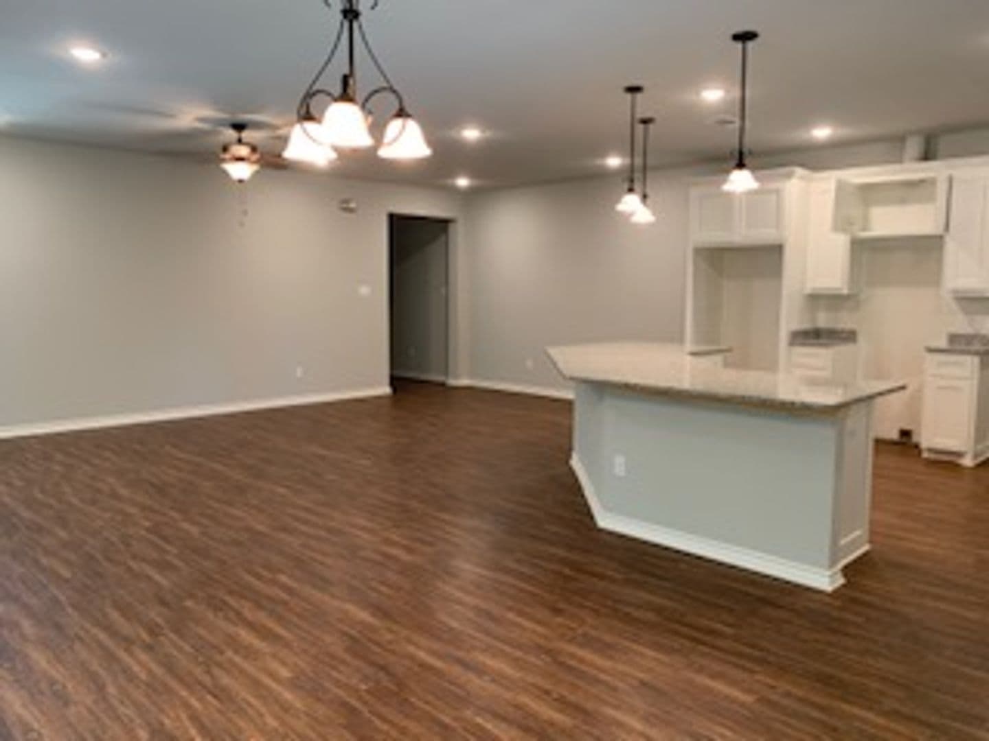 Fort Worth House: 2816 W Biddison Street