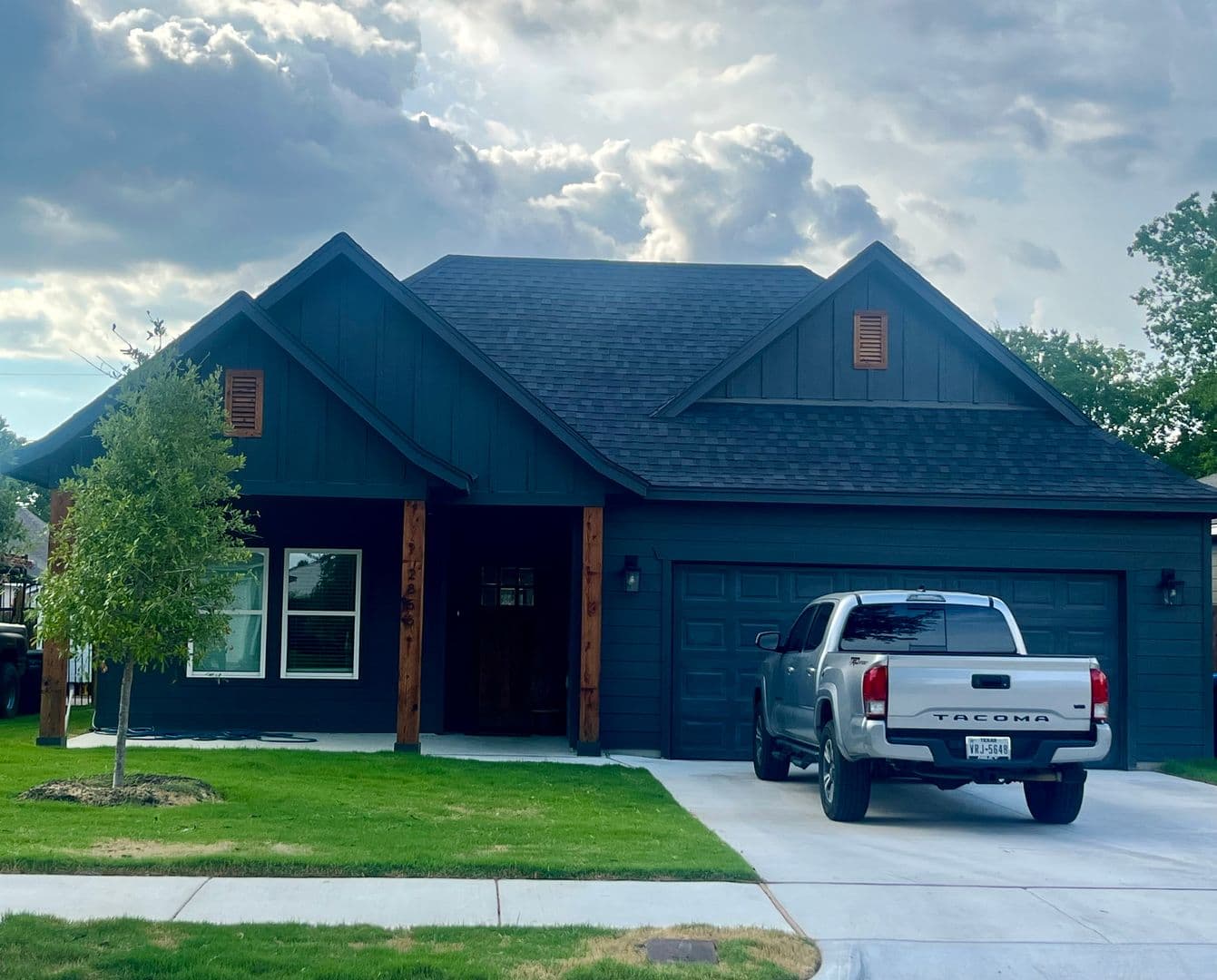 Fort Worth House: 2856 S Hills Ave