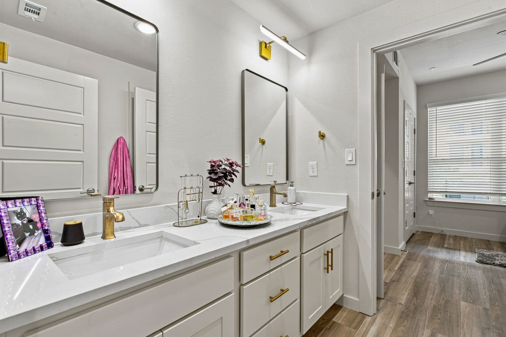Fort Worth Condo: 3208 S University Dr