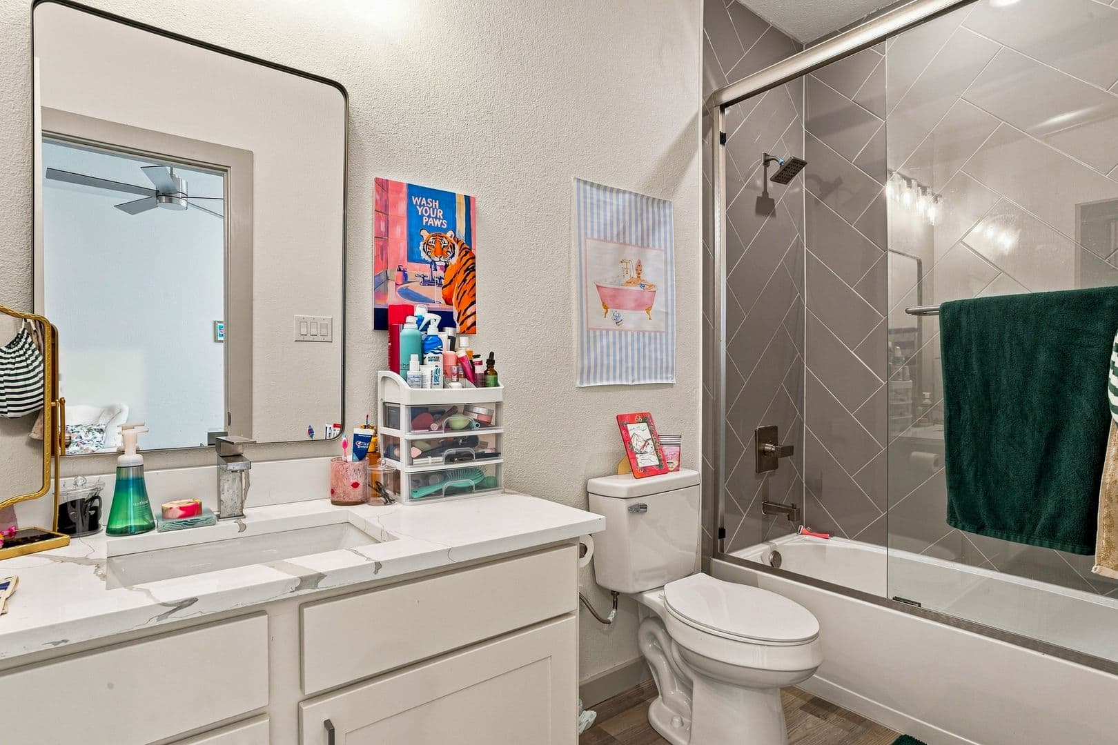 Fort Worth House: 2554 S University Drive