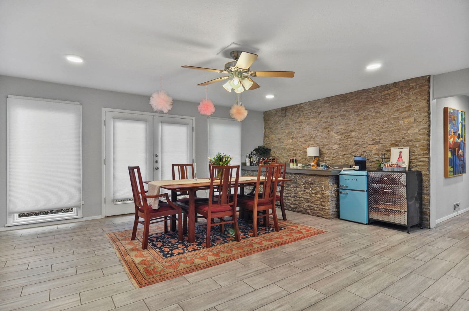 Fort Worth House: 2733 Sandage Ave