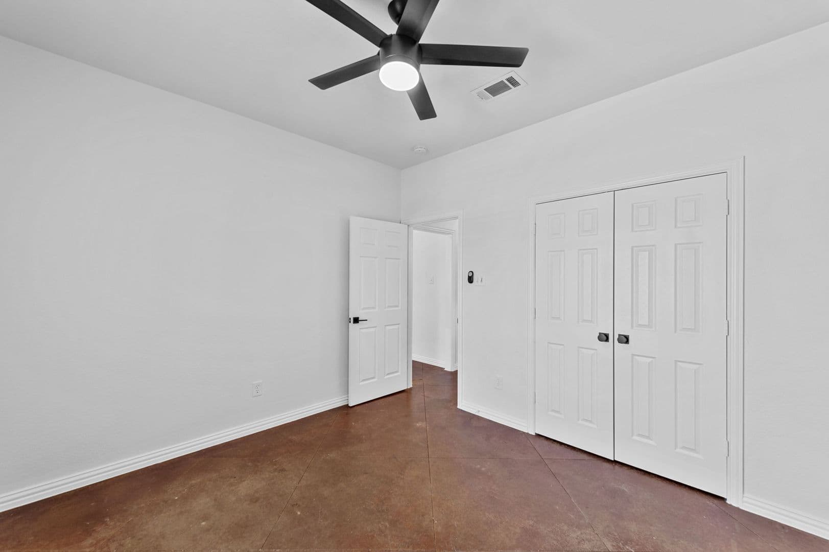 Fort Worth House: 2809 Wayside Dr