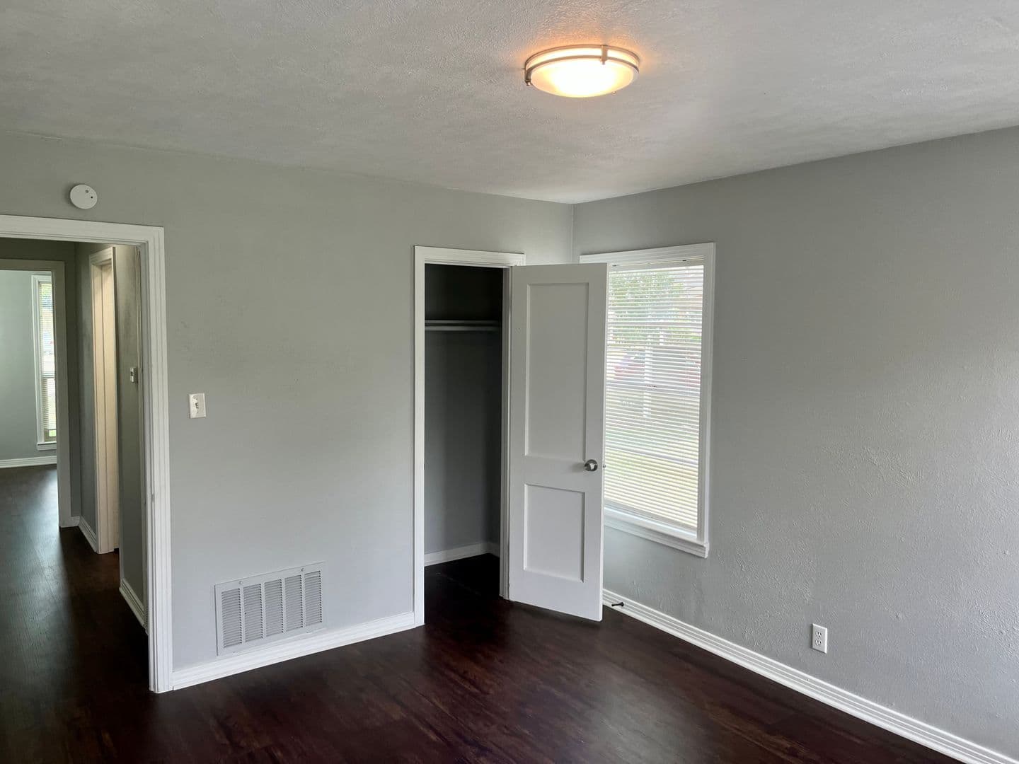 River Oaks House: 5021 Blackstone Dr