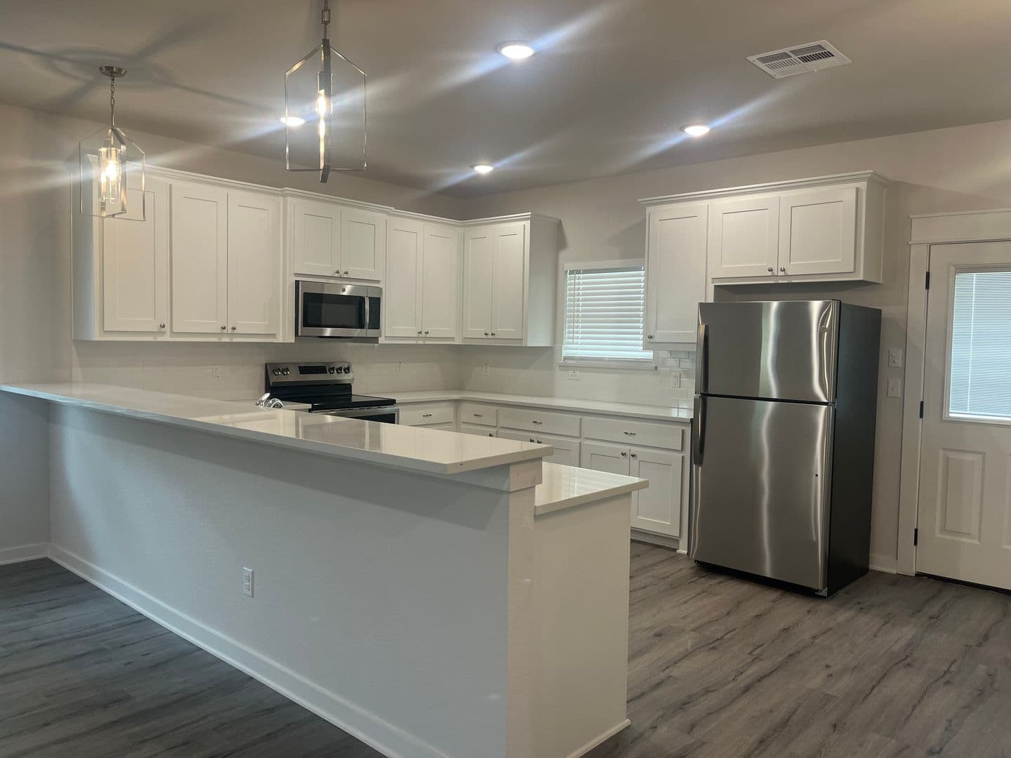Fort Worth House: 2853 S Hills Ave