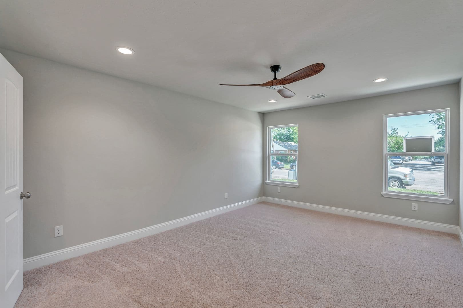 Fort Worth House: 2525 Benbrook Blvd