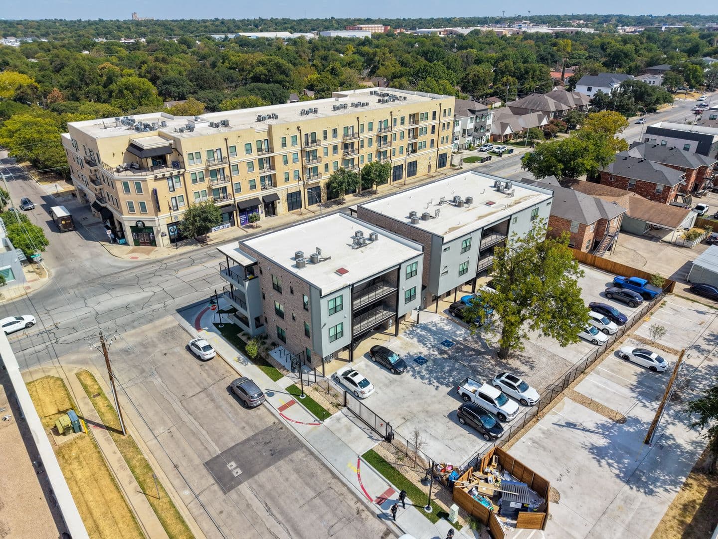 Fort Worth Condo: 3208 S University Dr