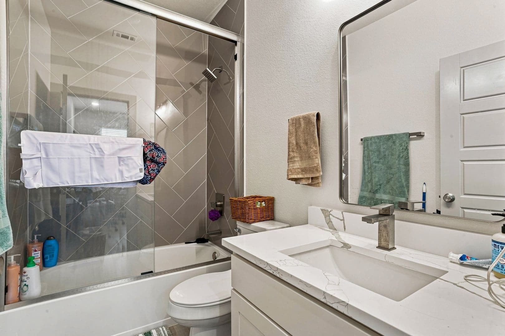 Fort Worth House: 2554 S University Drive