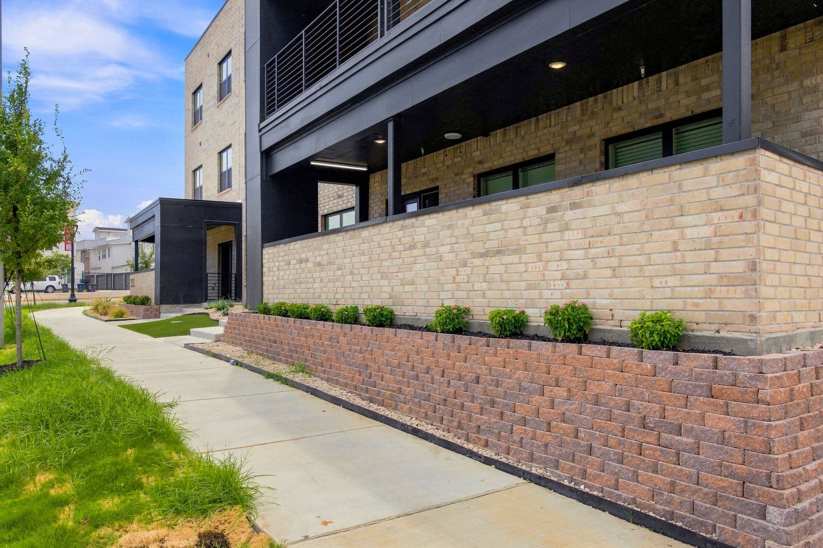 Fort Worth Condo: 3252 Mcart Ave