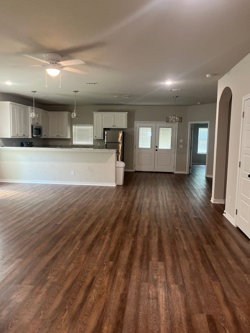Fort Worth House: 2601 Mission Street