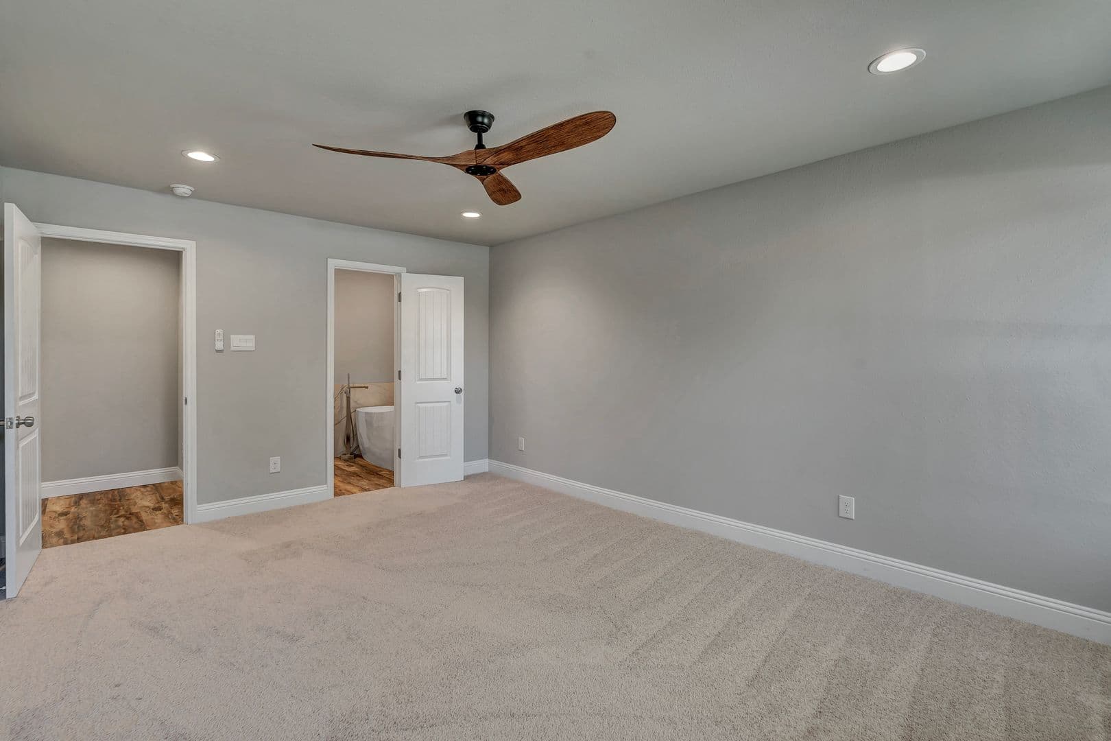 Fort Worth House: 2525 Benbrook Blvd