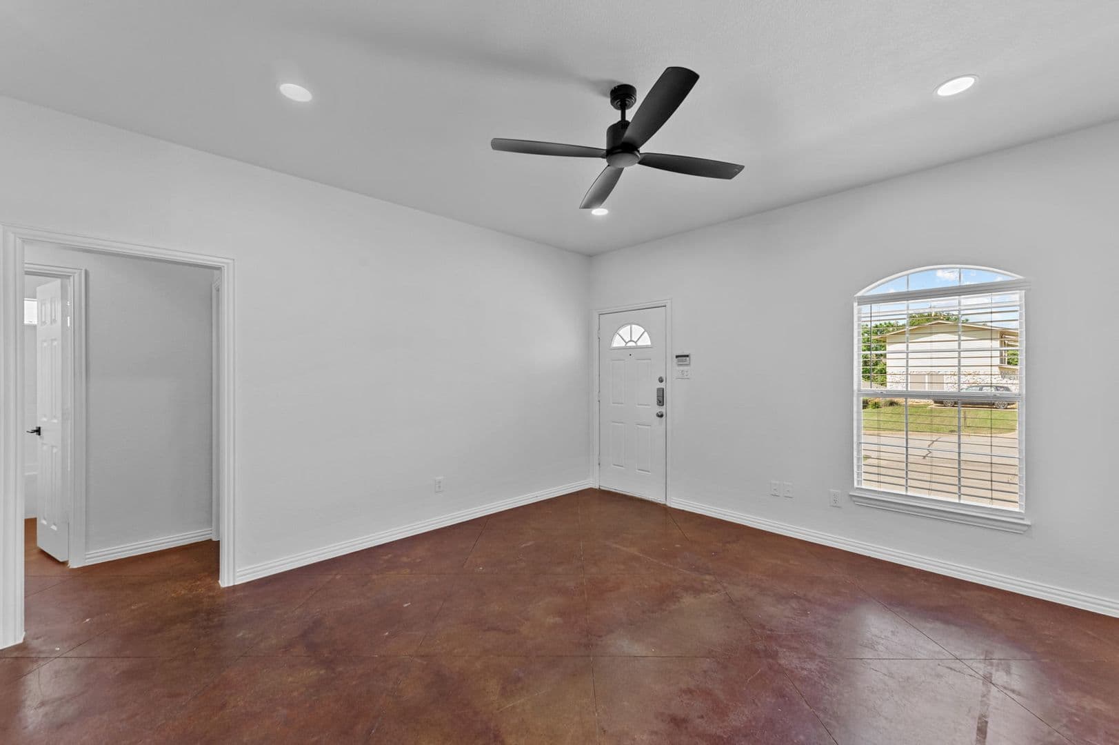 Fort Worth House: 2809 Wayside Dr
