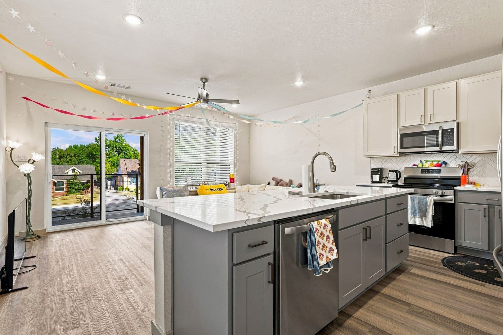 Fort Worth House: 2554 S University Drive