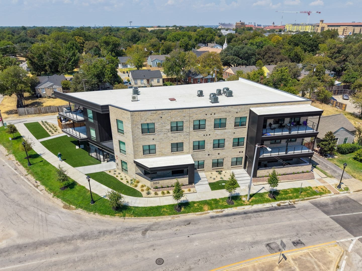 Fort Worth Condo: 3252 Mcart Ave