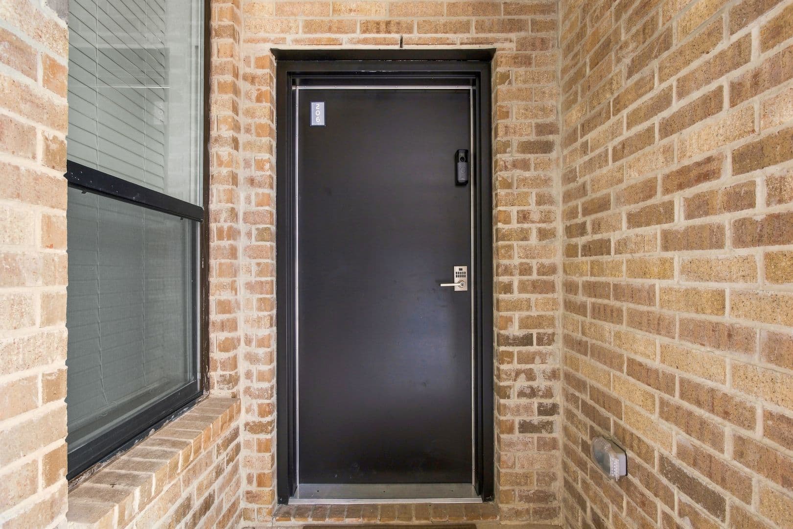 Fort Worth Condo: 3208 S University Dr
