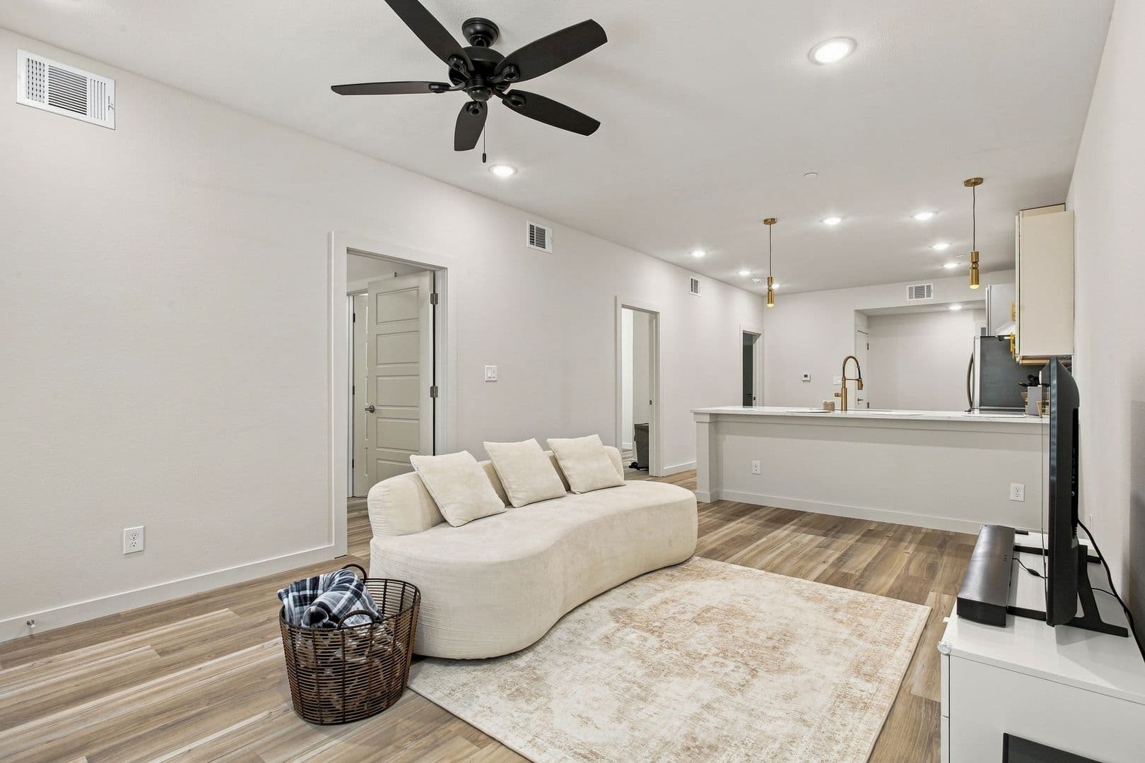 Fort Worth Condo: 3208 S University Dr