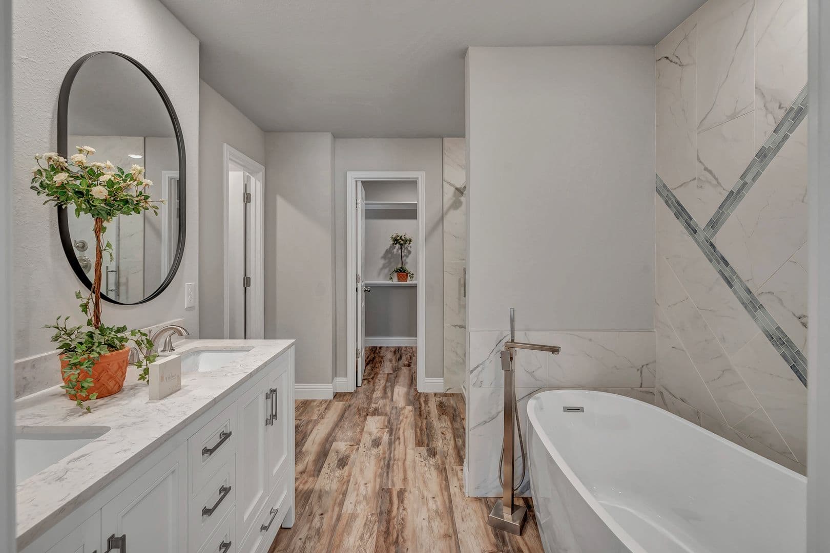 Fort Worth House: 2525 Benbrook Blvd