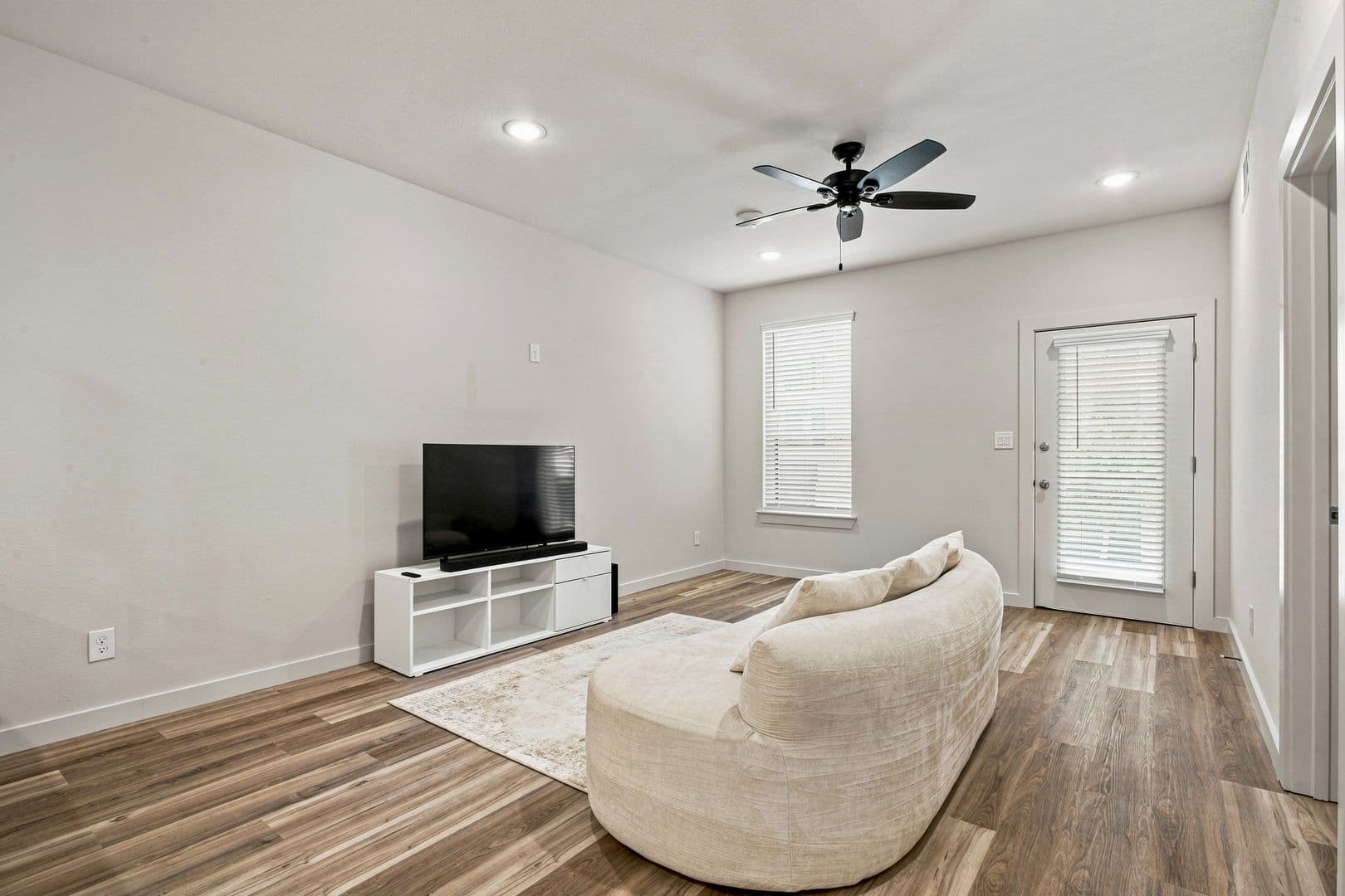 Fort Worth Condo: 3208 S University Dr