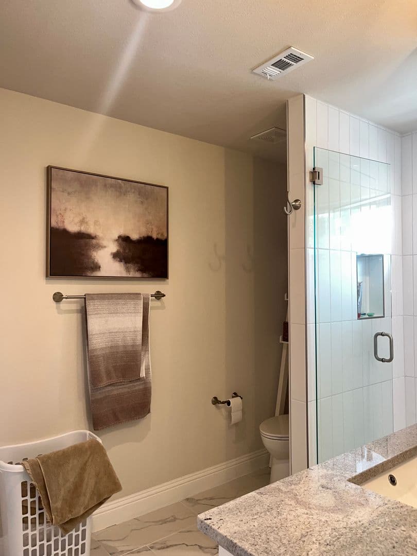 Fort Worth House: 2901 Livingston Ave