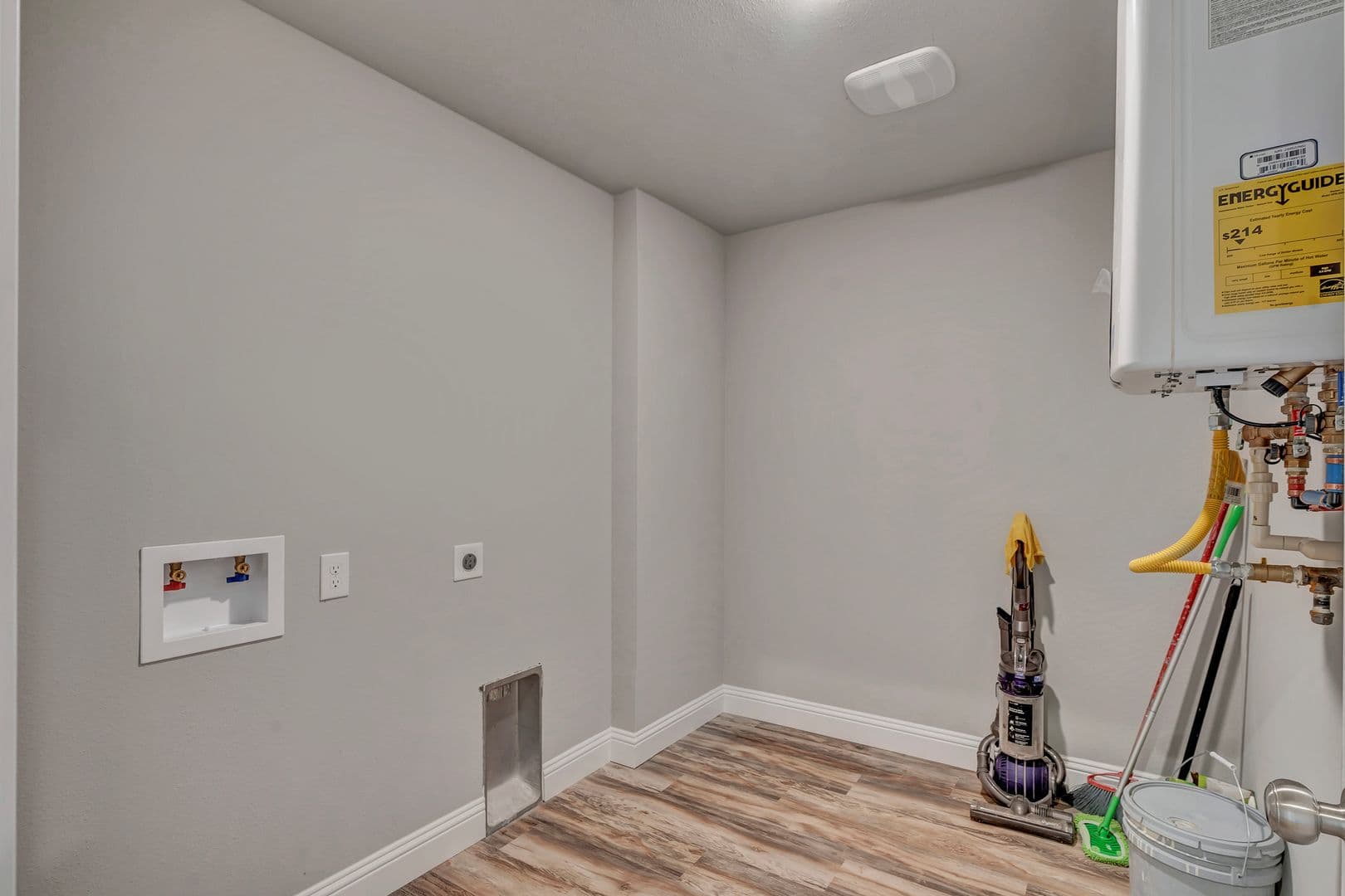 Fort Worth House: 2525 Benbrook Blvd