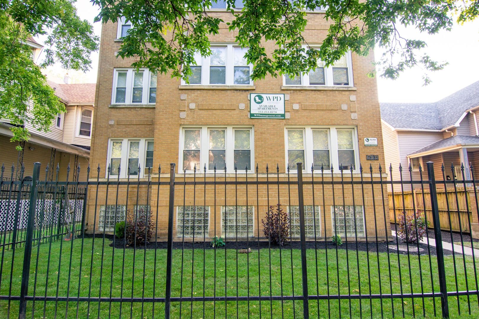Chicago Apartment: 6731 S. Perry Ave
