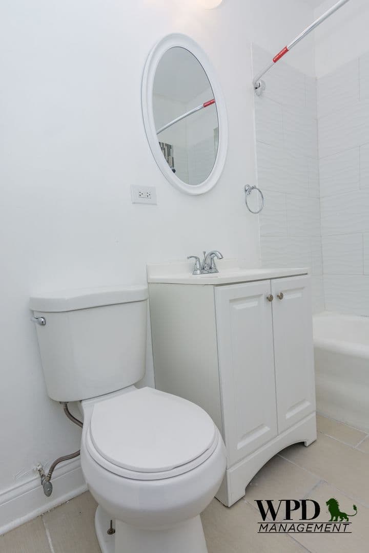 Chicago Apartment: 7639 S. Colfax Ave