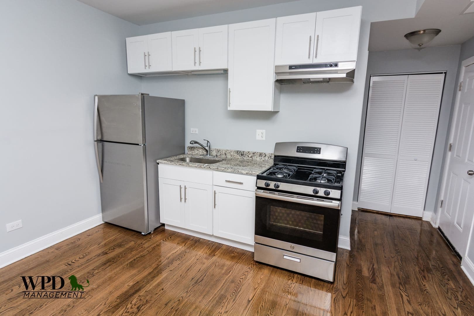 Chicago Apartment: 7927 S. Marquette Ave