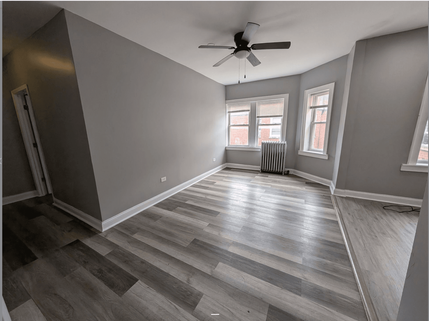 Chicago Apartment: 7030 S Cregier Ave