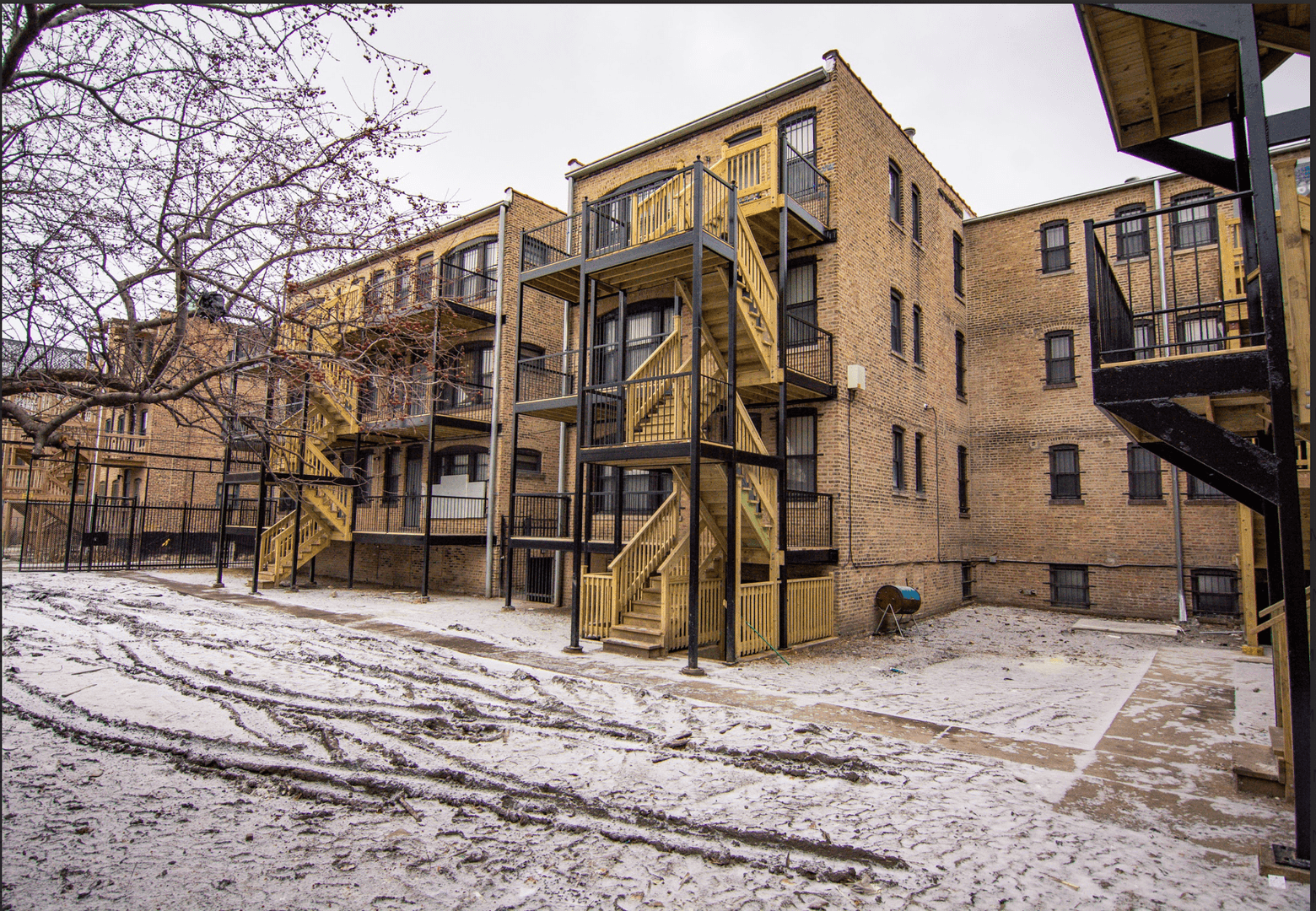 Chicago Apartment: 4200 W Washington Blvd