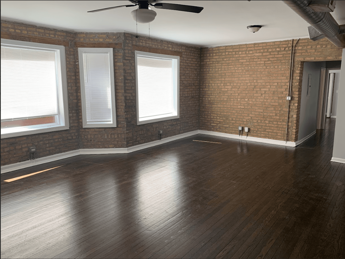 Chicago Apartment: 7748 S. Essex Ave