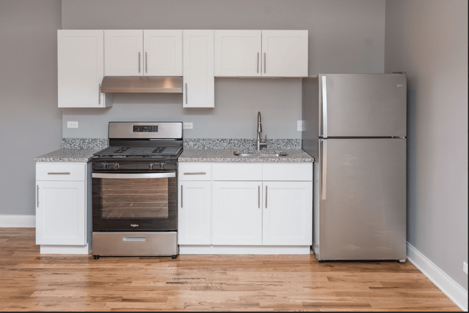 Chicago Apartment: 735 W Garfield Blvd