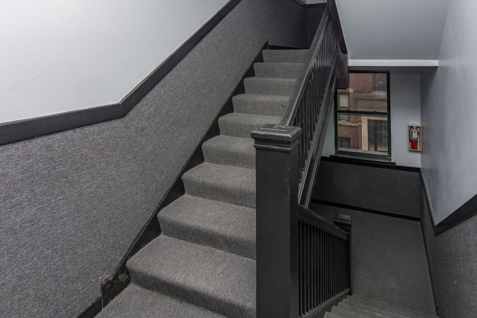 Chicago Apartment: 6125 S Indiana Ave