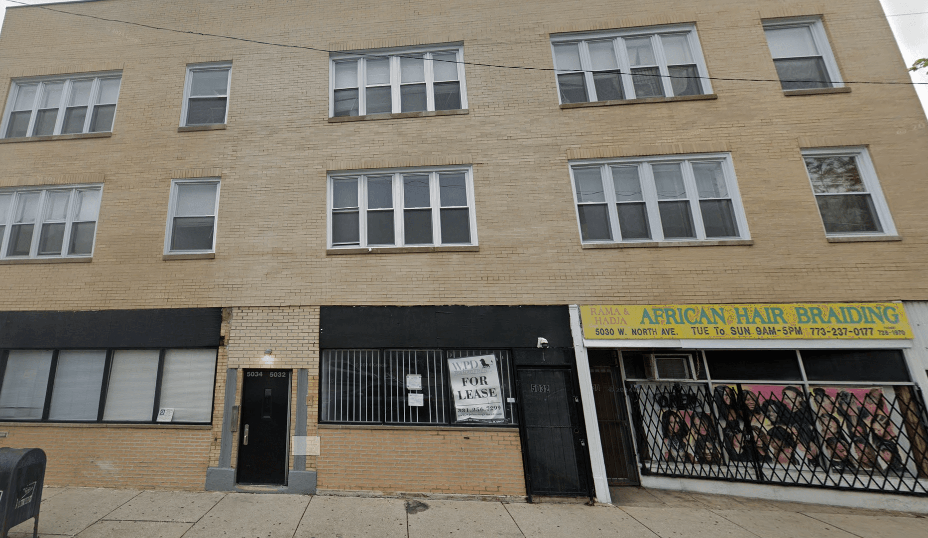 Chicago Apartment: 5030-34 W North Ave