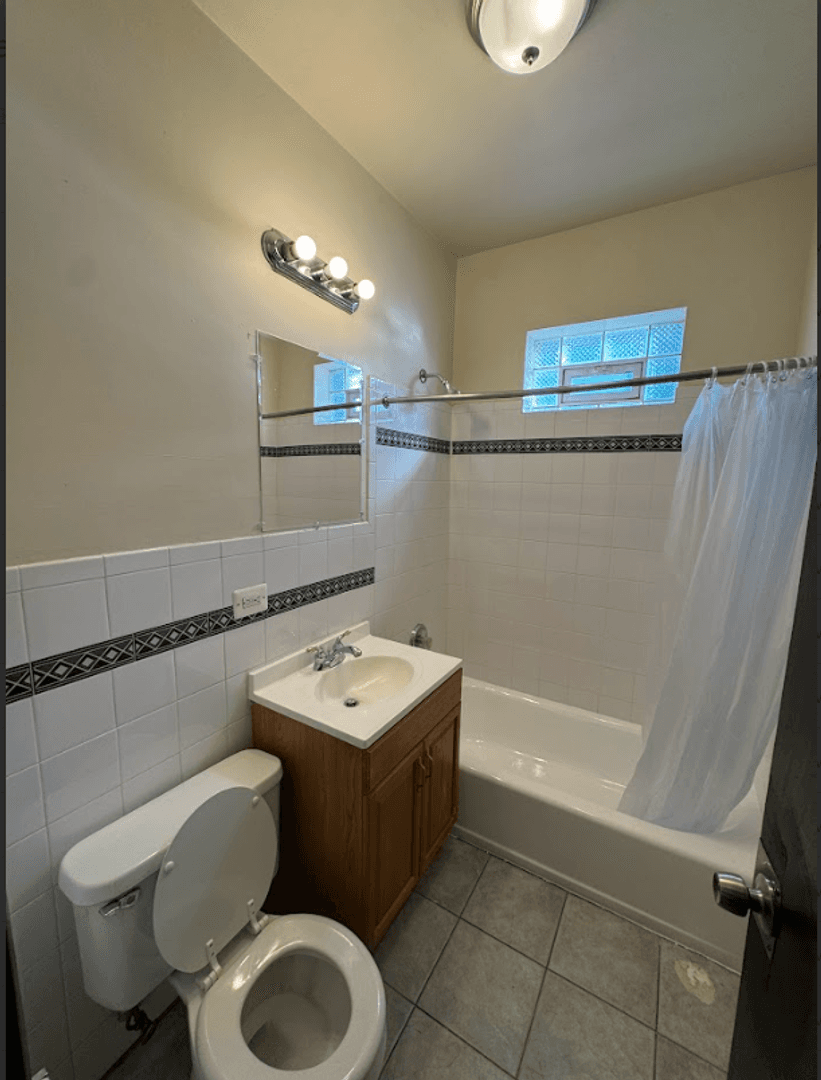 Chicago Apartment: 8231 S. Ingleside Ave.