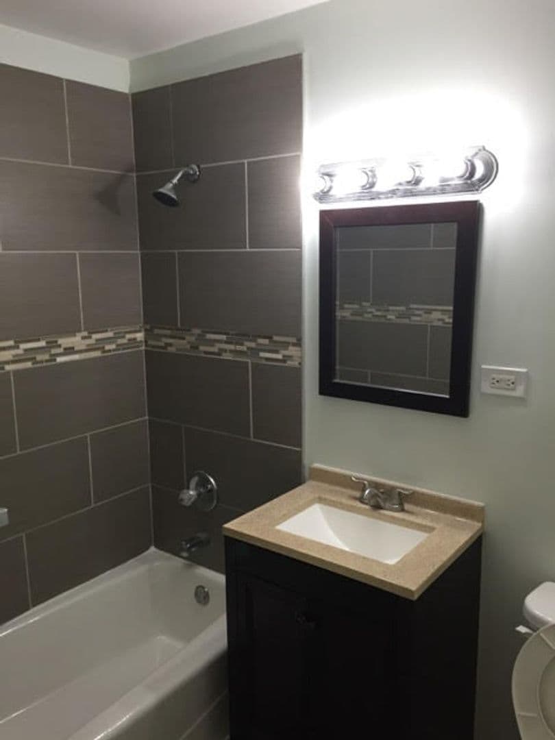 Chicago Apartment: 7600 S. Stewart Ave