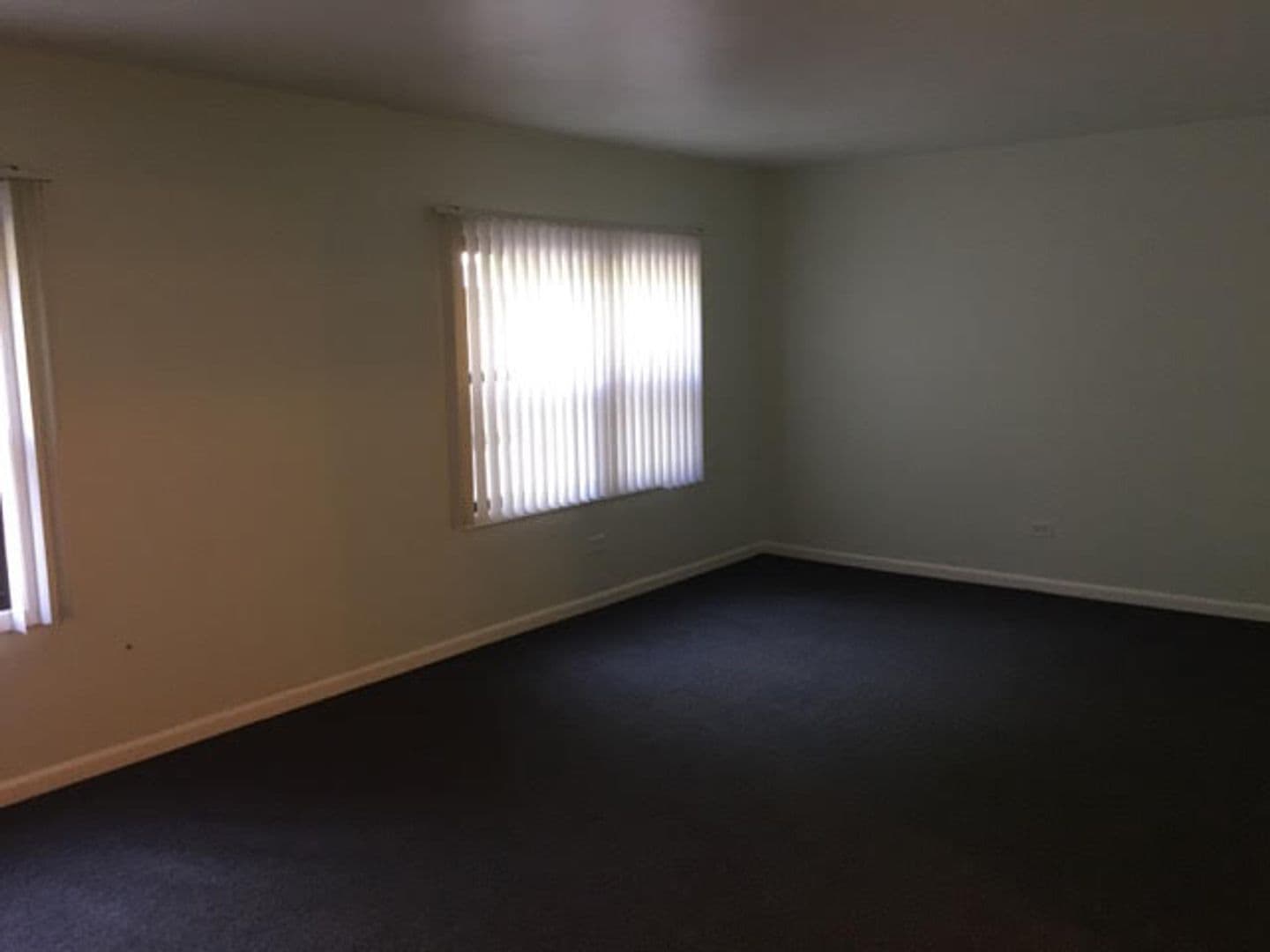 Chicago Apartment: 7600 S. Stewart Ave