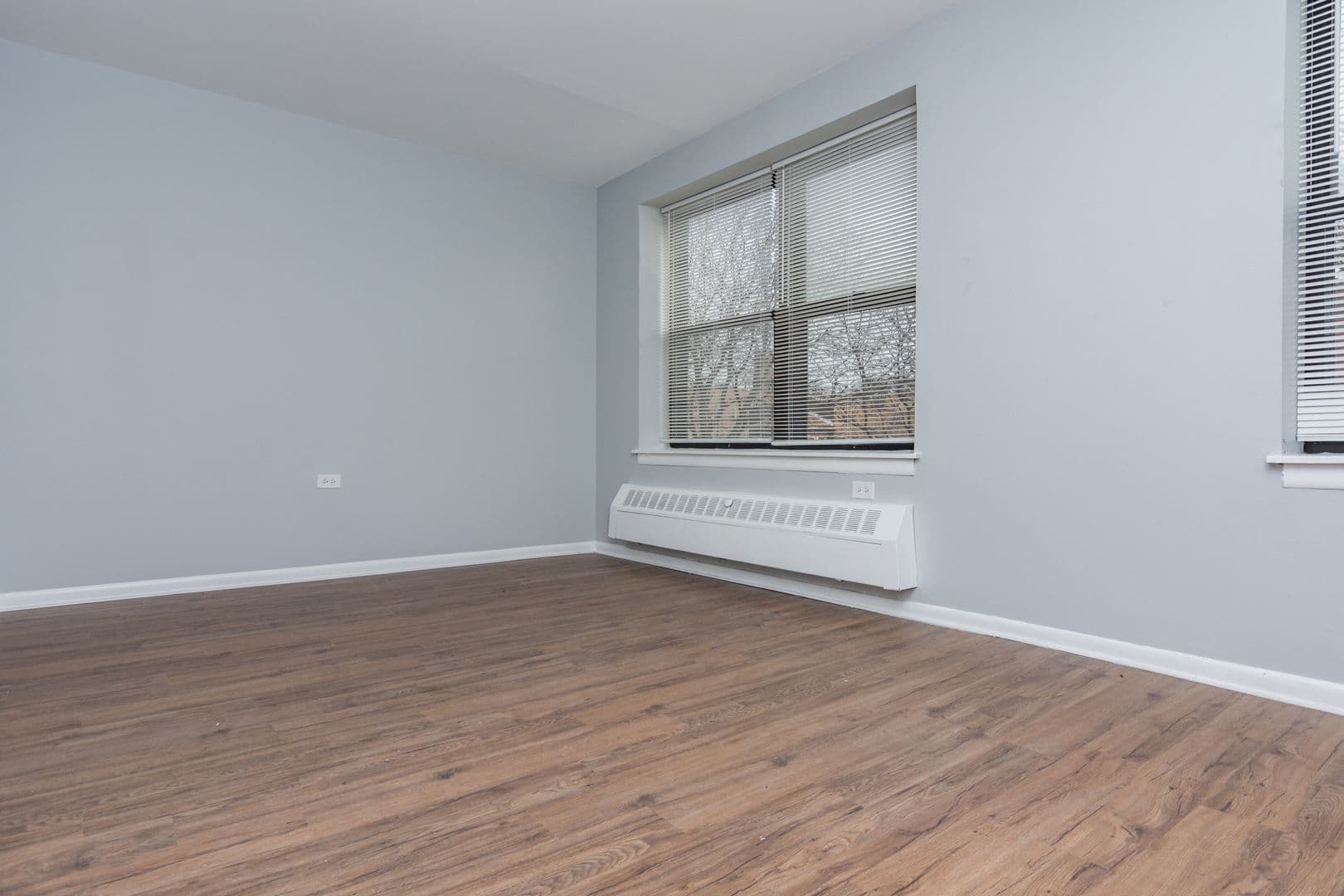 Chicago Apartment: 7836 S. South Shore Dr
