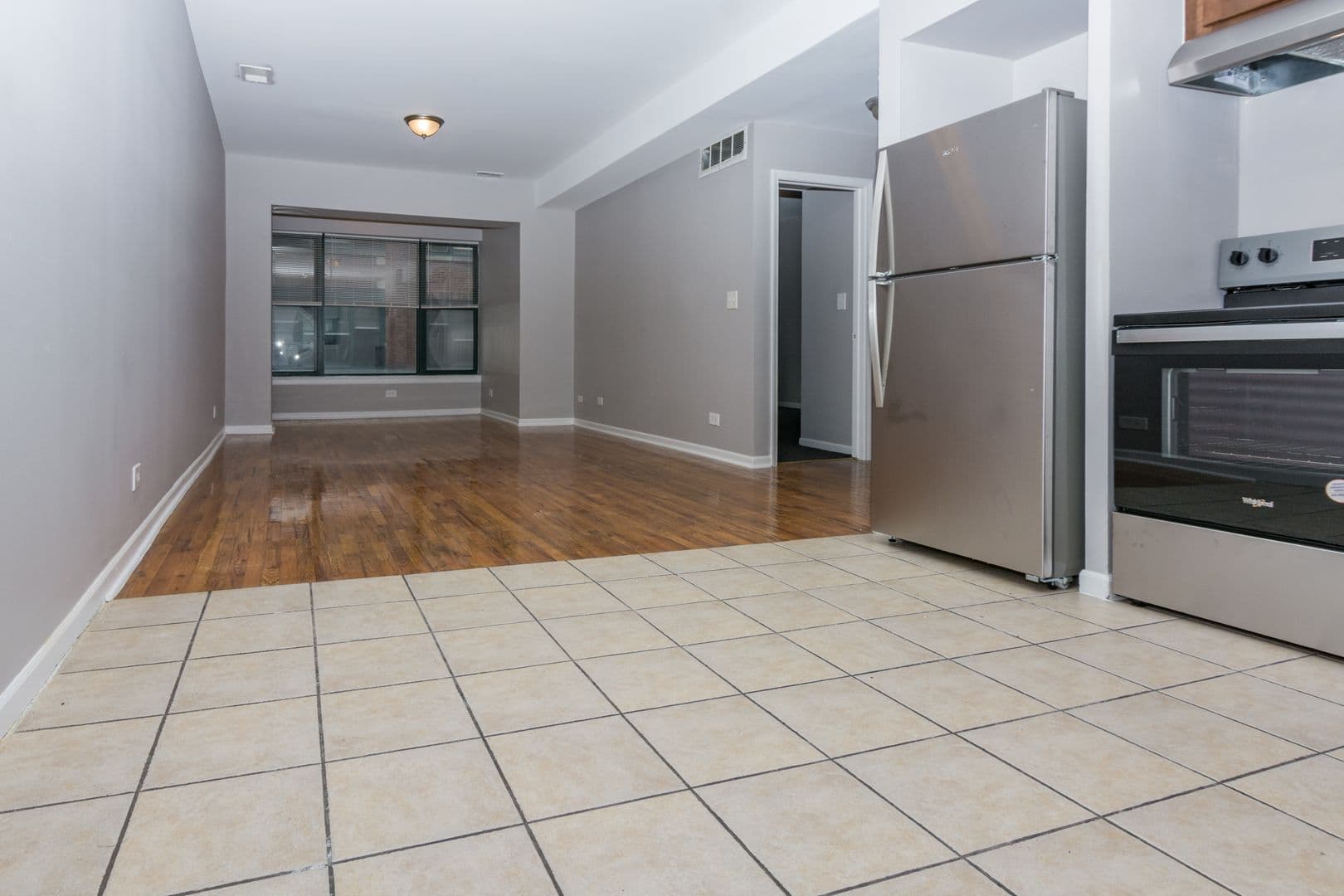 Chicago Apartment: 6125 S Indiana Ave